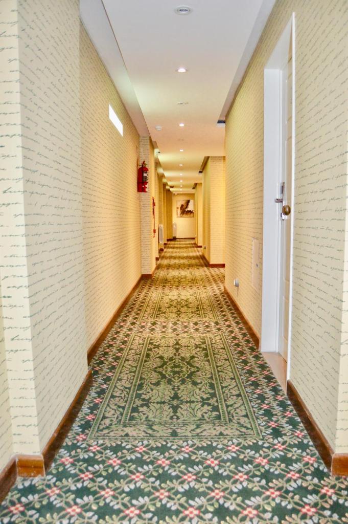 Hotel 6 de Octubre photo 2