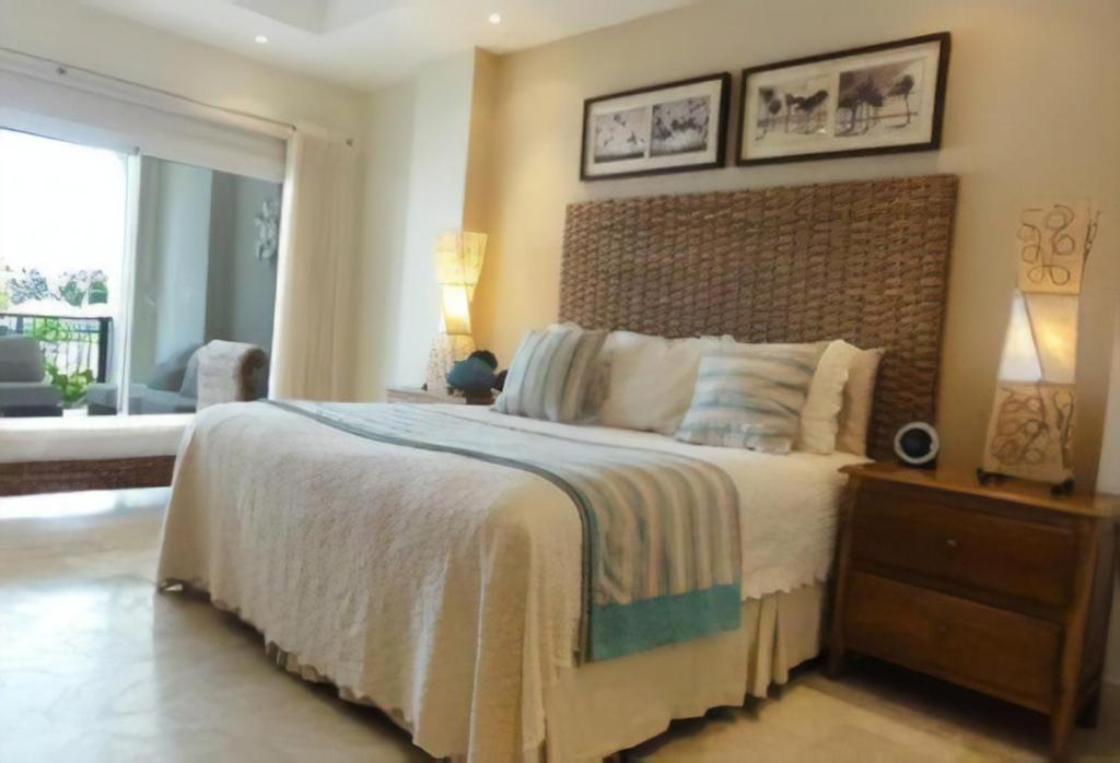 Cap Cana Luxurious Marina Condo photo 3