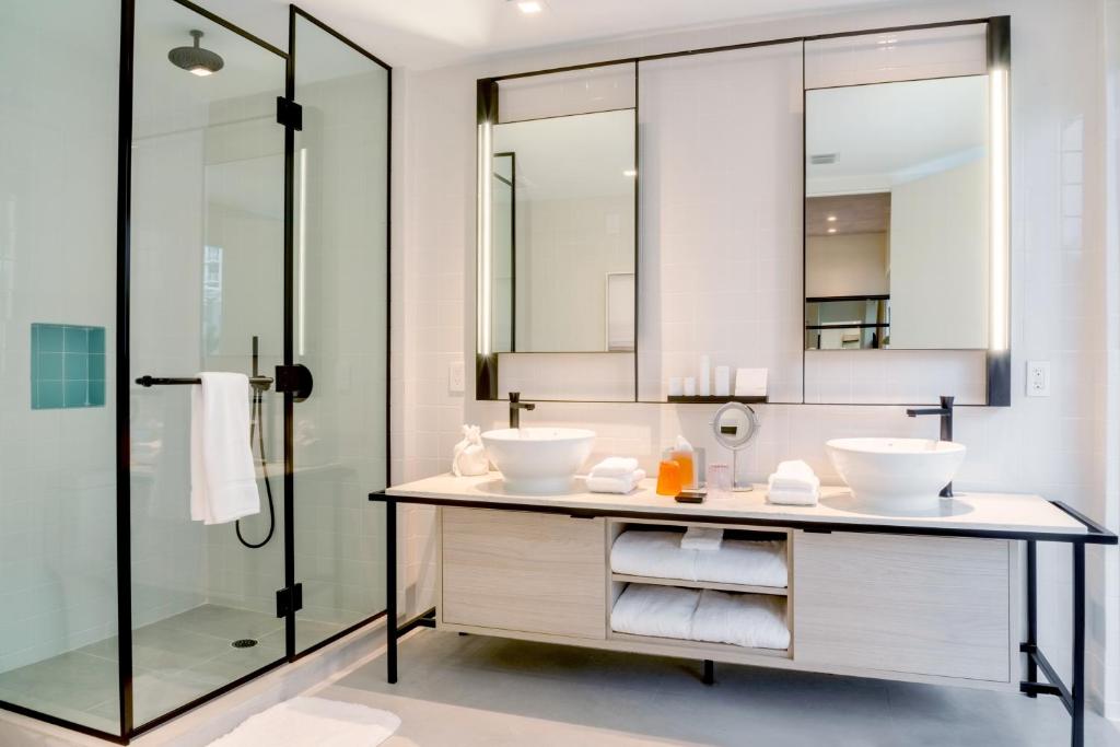 Трехместный (Люкс с 1 спальней), Hyde Suites Midtown