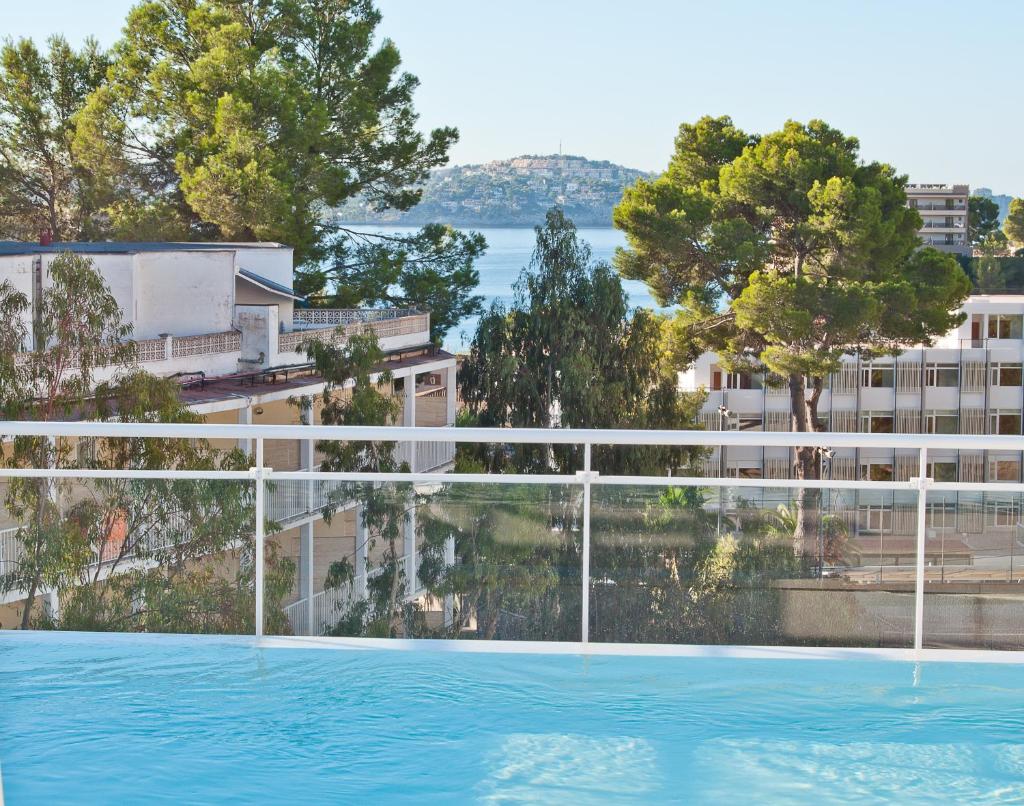 BQ Bulevar Peguera- Adults Only photo 1