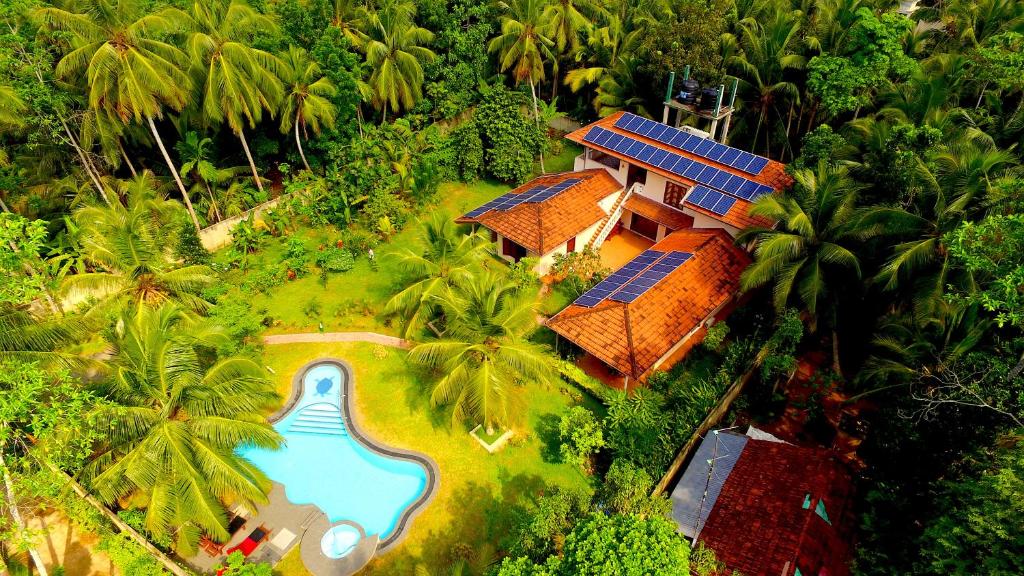 King Coconut Lodge photo 1
