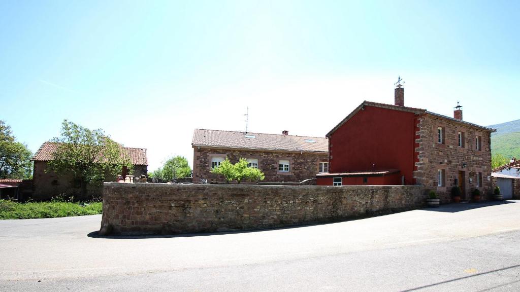Casa Rural LA COVA photo 3