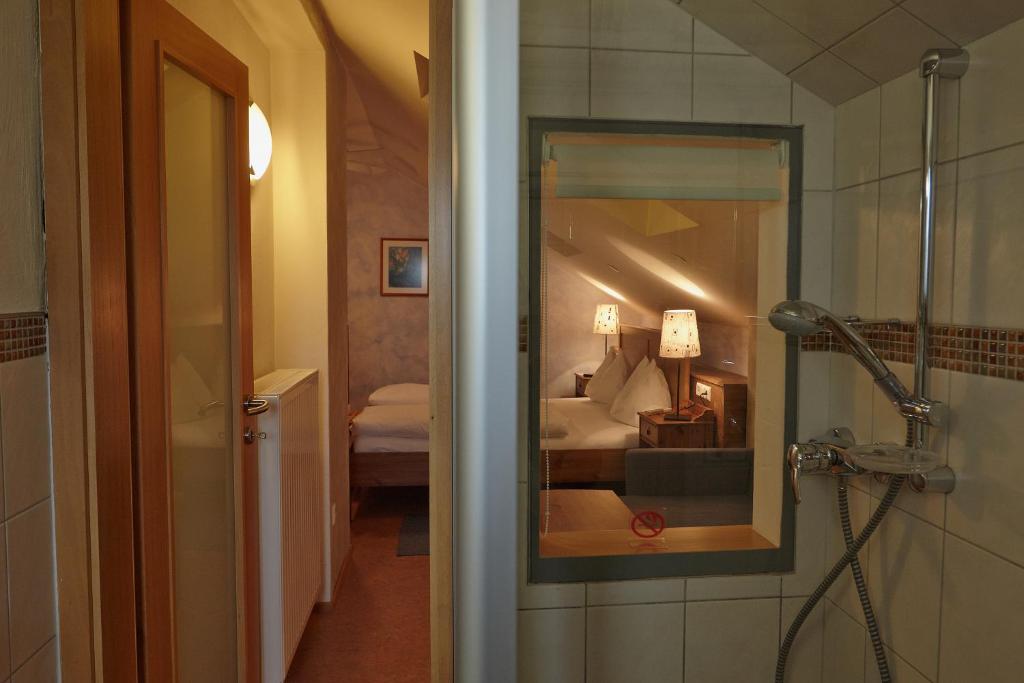 Трехместный (Трехместный номер), Hotel Restaurant Itzlinger Hof