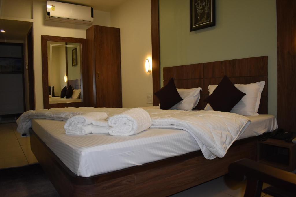 Двухместный (Двухместный номер Делюкс с 1 кроватью), Hotel Shyam Palace