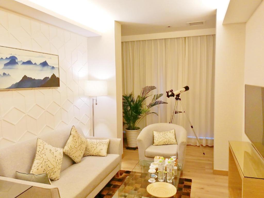 Сьюит (Люкс с видом на город), H-hotel Riverside
