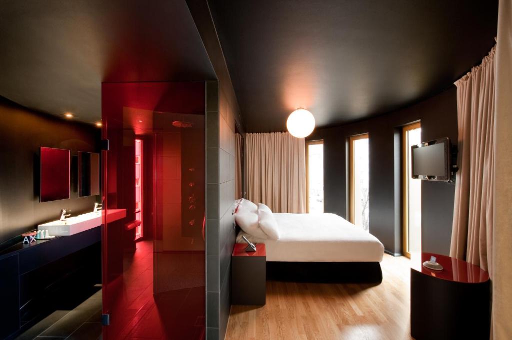 Сьюит (Полулюкс), Axel Hotel Berlin-Adults Only