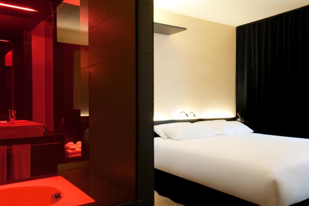 Двухместный (Улучшенный двухместный номер с 1 кроватью), Axel Hotel Berlin-Adults Only