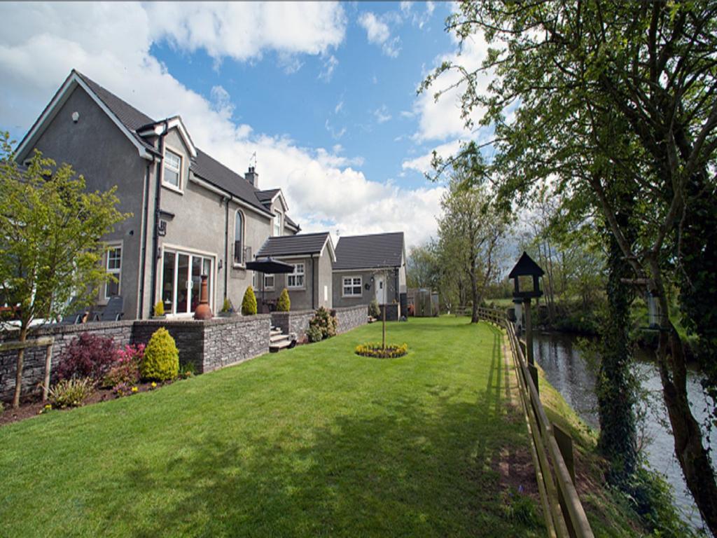 Crowfield Country House photo 2