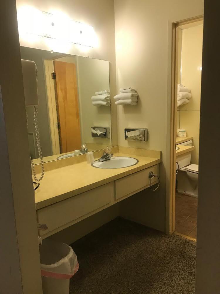 Boulder Lodge photo 2