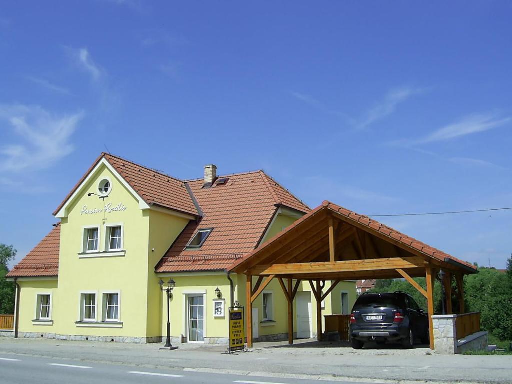 Penzion Rozalie, Perg