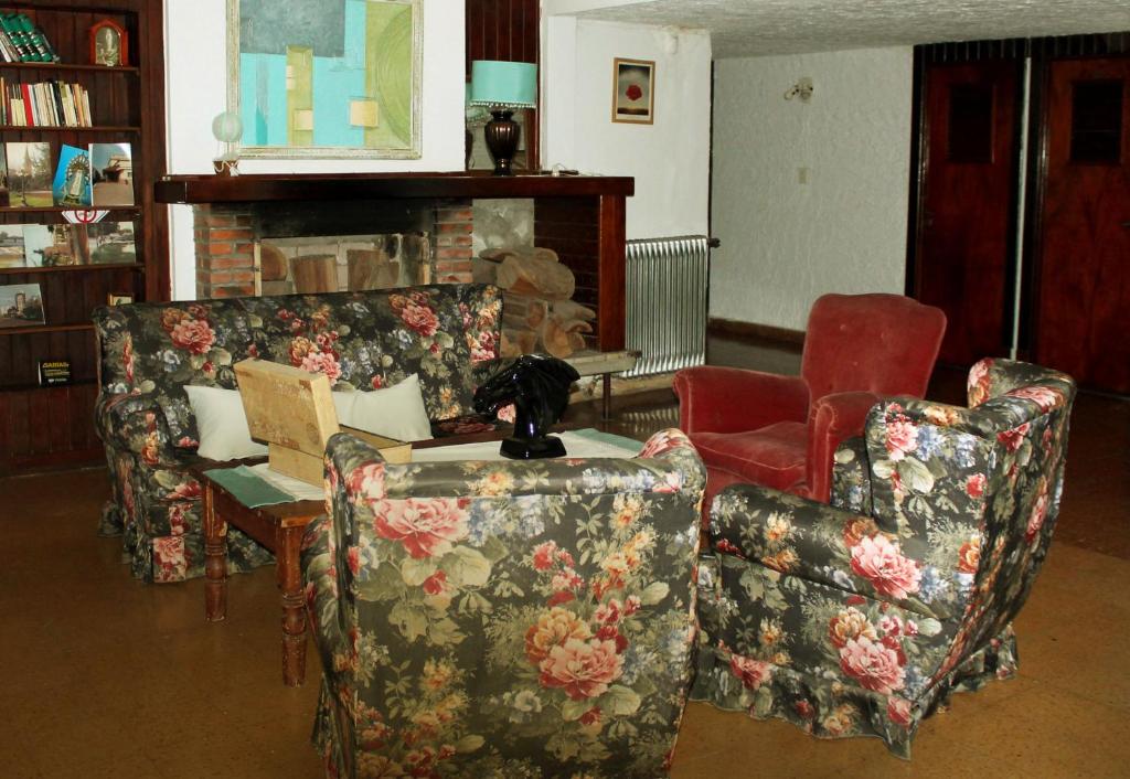 Avenida Hotel photo 3