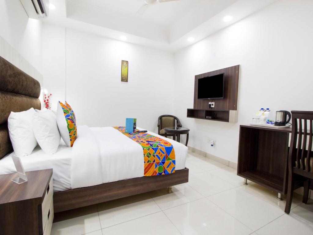Трехместный (Представительский трехместный номер), Green Lotus Residency Dwarka