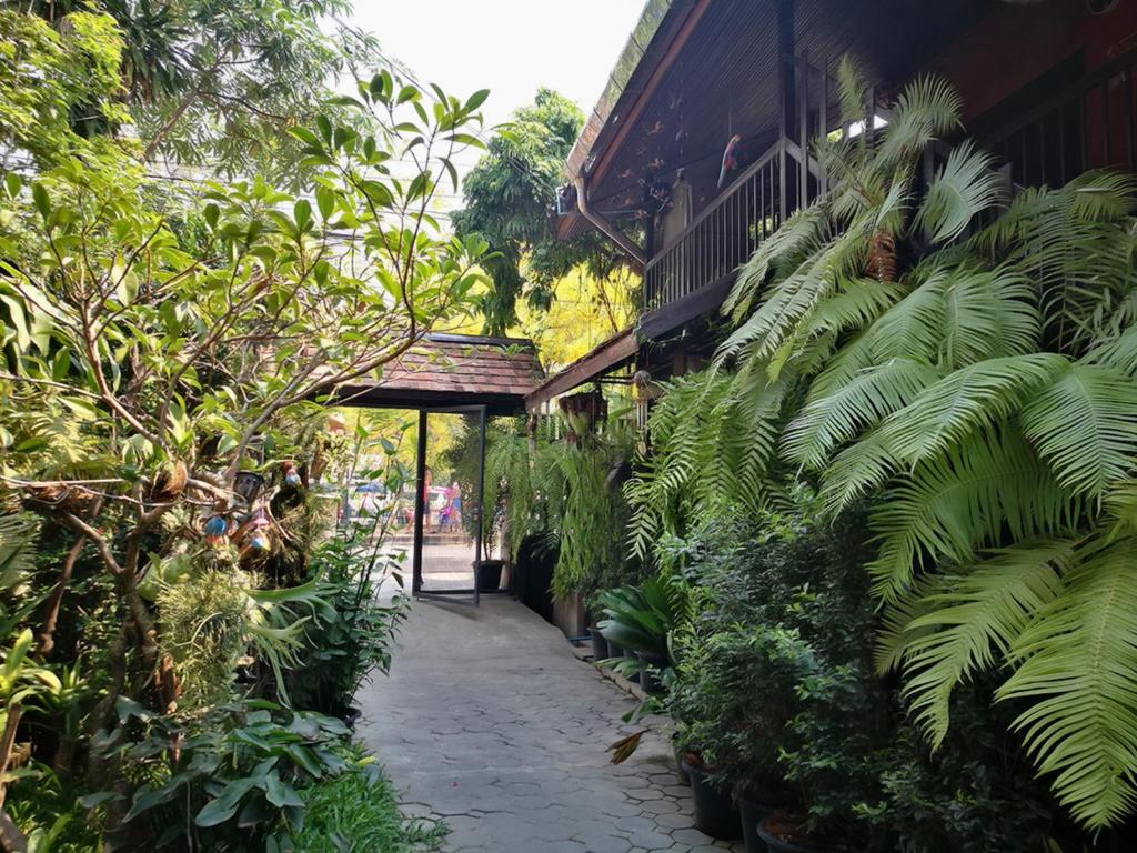 Hoh Guesthouse - Tap to explore photos