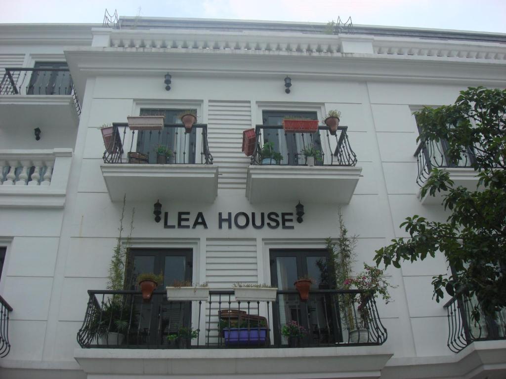 Lea House Ha Long