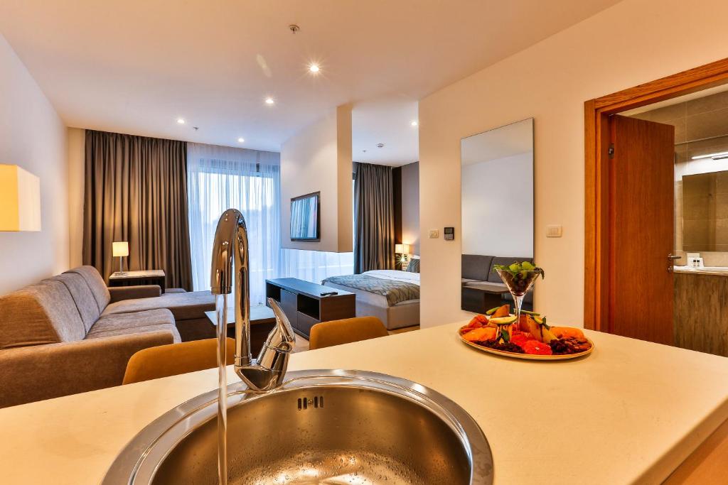 Студио (Номер-студио Делюкс), Hotel WOW
