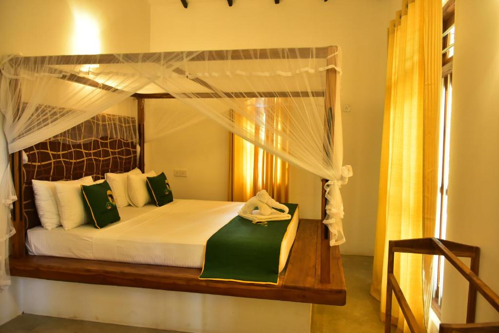 Safari Queens Resort photo 2