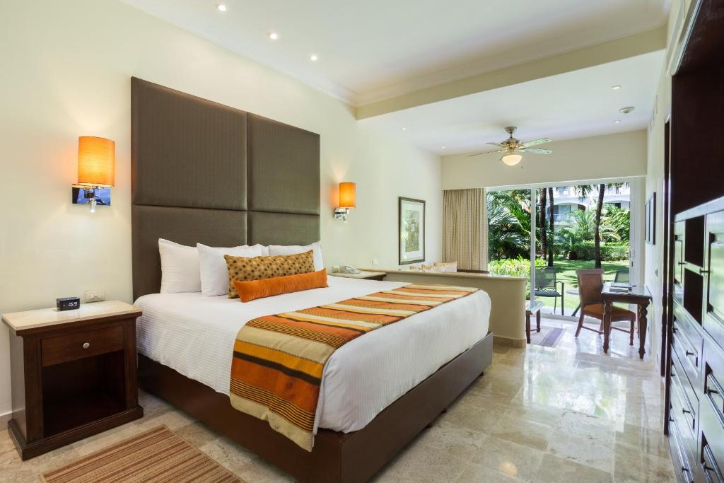 Сьюит (Полулюкс с кроватью размера «king-size» и видом на сад), Dreams Tulum Resort & Spa - All Inclusive