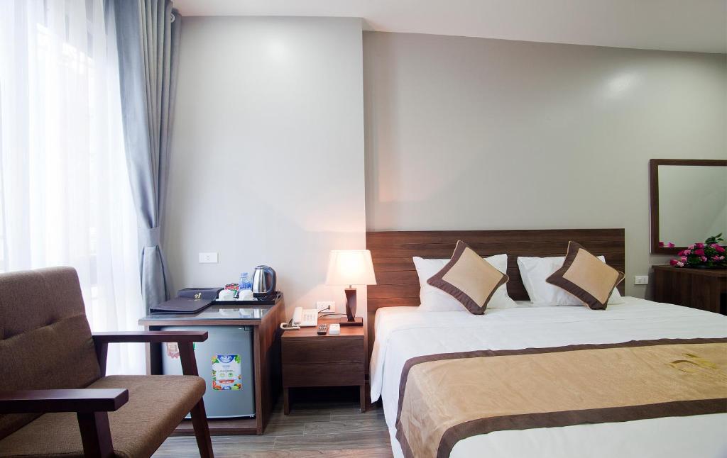 Двухместный (Улучшенный двухместный номер с 1 кроватью), Victor Hanoi Hotel