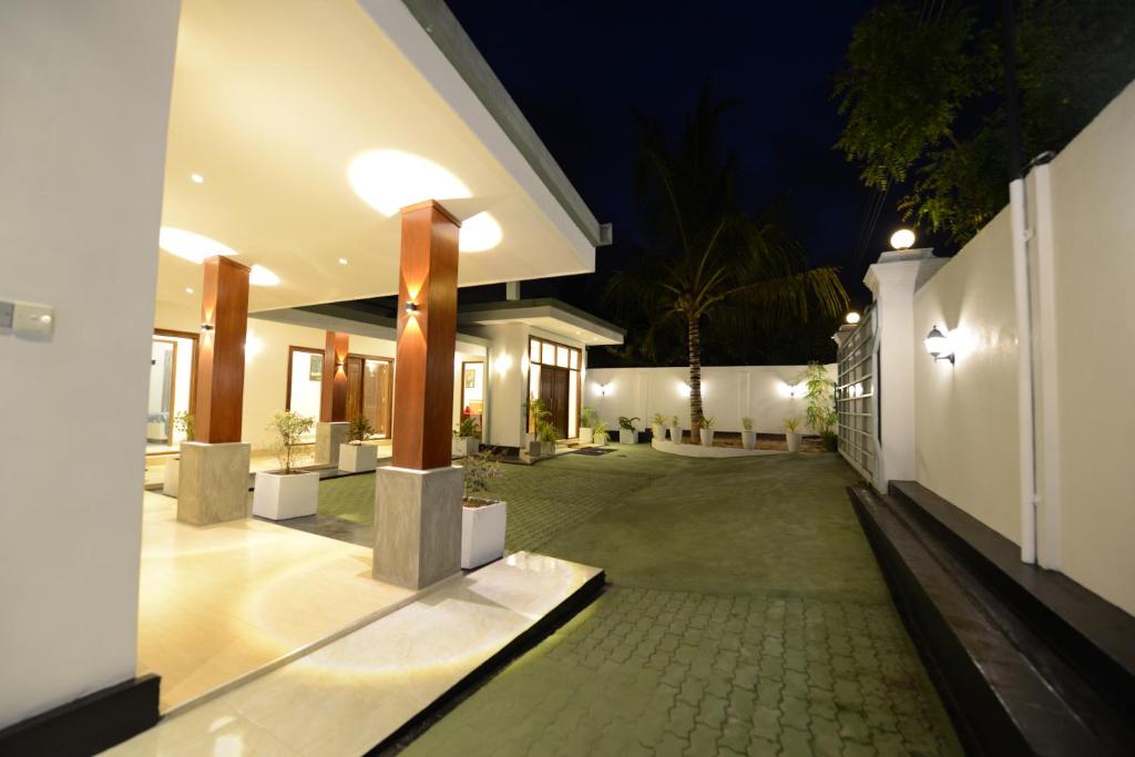 Diva Villa Airport Transit Hotel photo 1