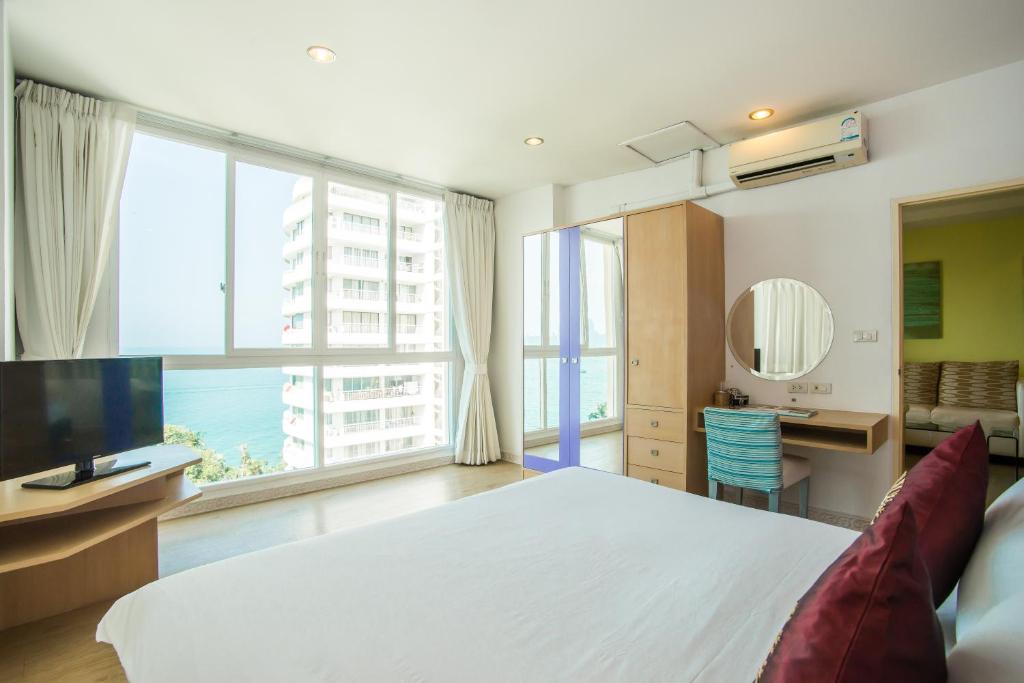 Сьюит (Люкс с 3 спальнями), Отель Best Bella Pattaya