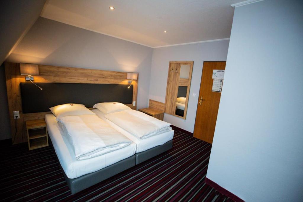 Двухместный (Двухместный номер с 1 кроватью), Hotel Suderelbe