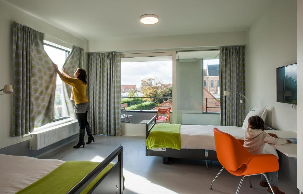 Hotel Middelpunt - Gratis Parking - Ontbijt inbegrepen! photo 4