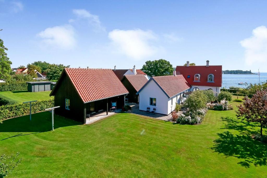 Troense Bed and Breakfast by the sea photo 1