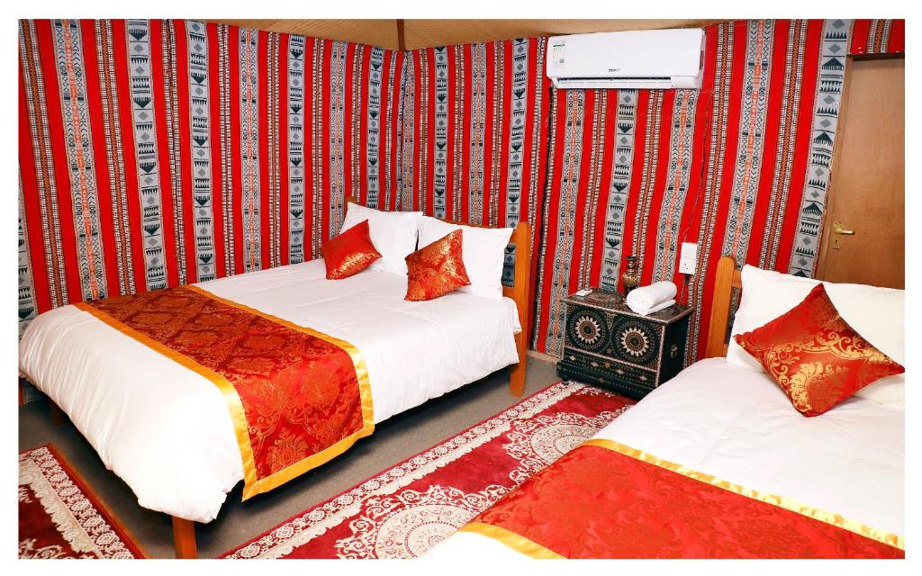 Семейный (Семейный номер с ванной комнатой), Кемпинг Bedouin Oasis Camp