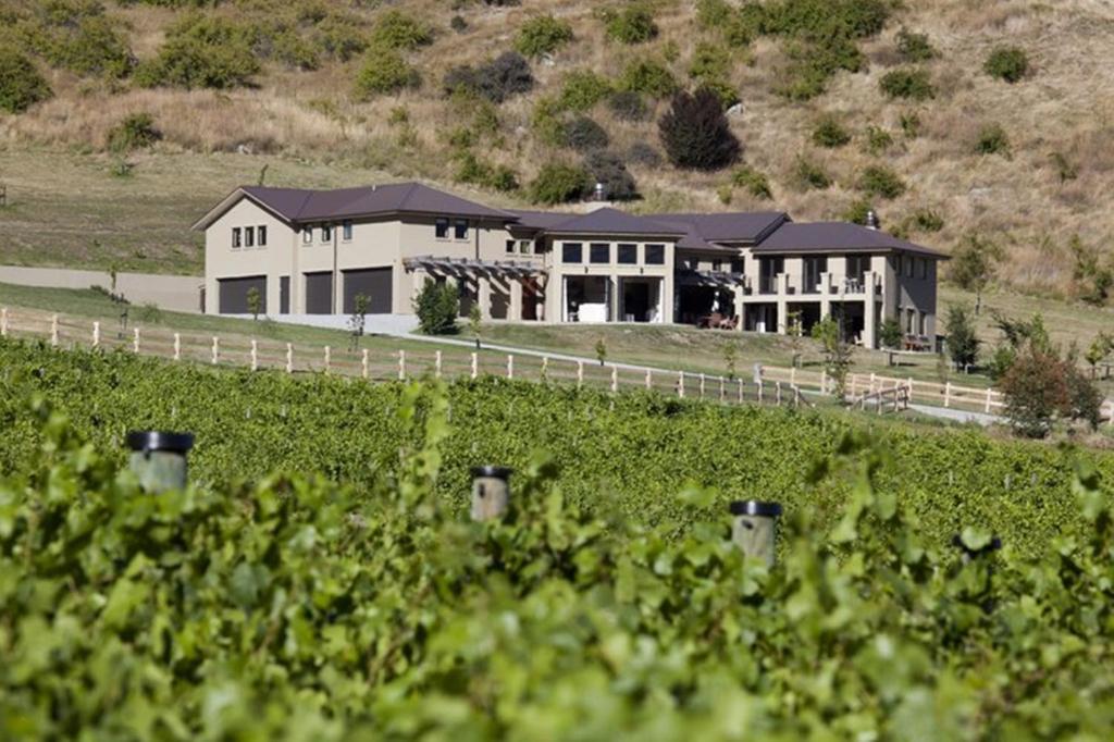 Gibbston House Boutique B&B