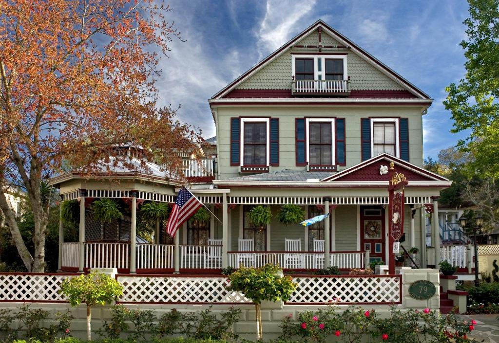 Cedar House Inn photo 4