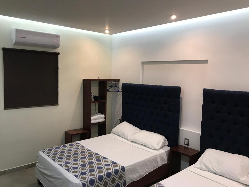 Hotel Plaza Amalia photo 3