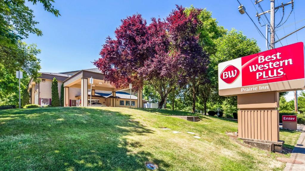 Best Western Plus Prairie Inn image