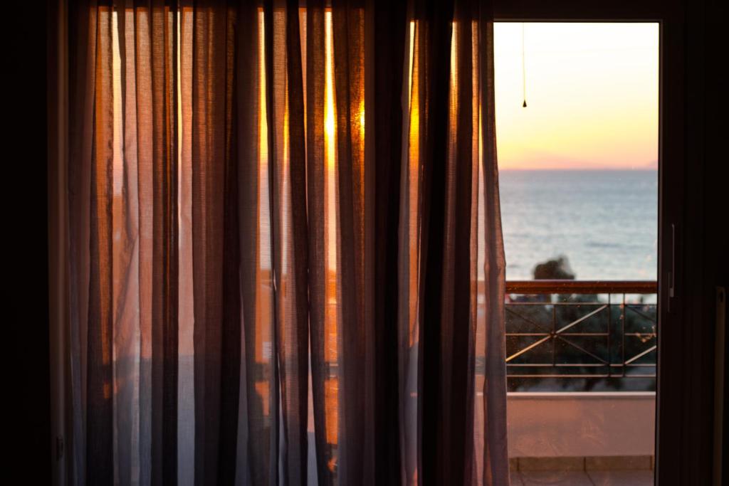 Luxury seaview apartment by the sea photo 2