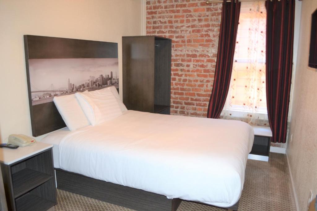 Inn on Folsom image