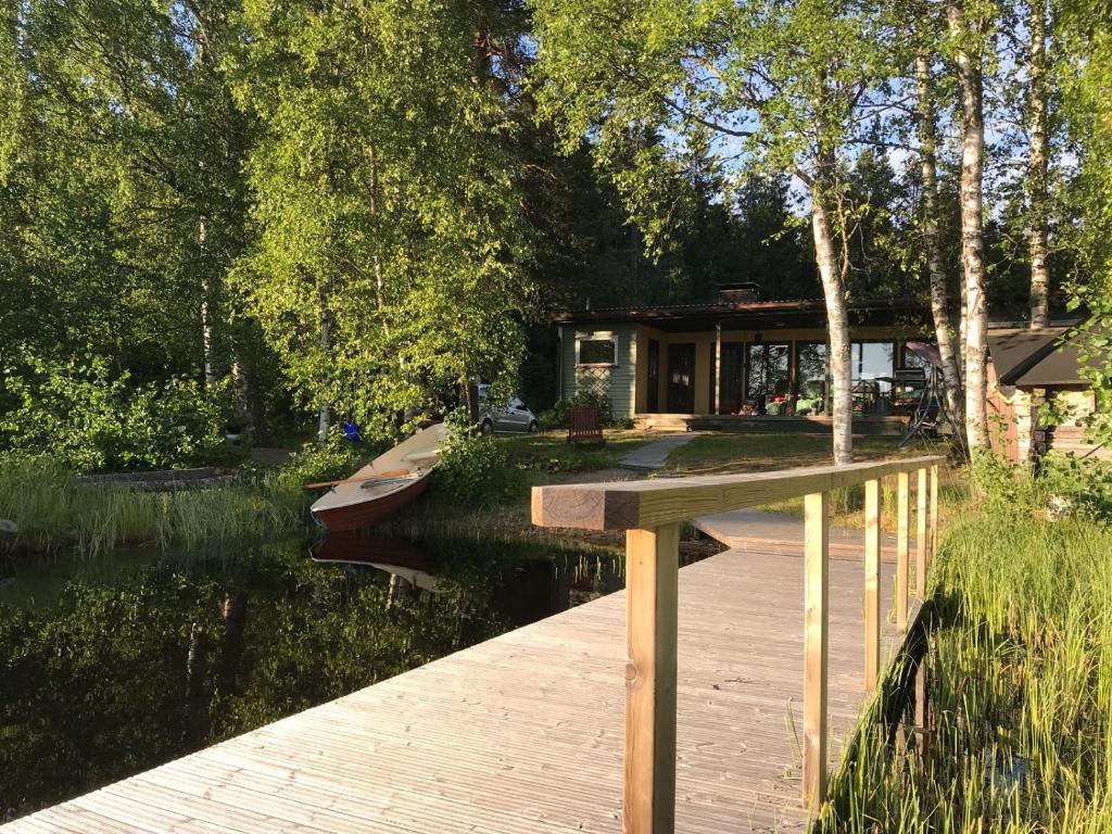 Private Lakeside Holiday Property in Nature photo 4