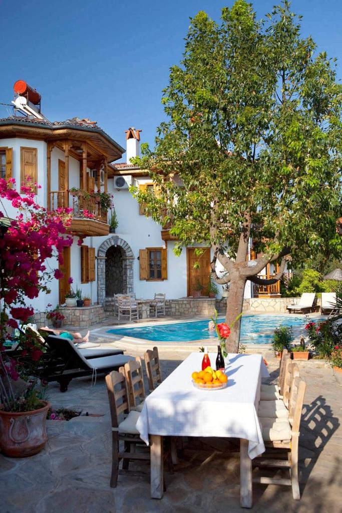 Villa Vali photo 1