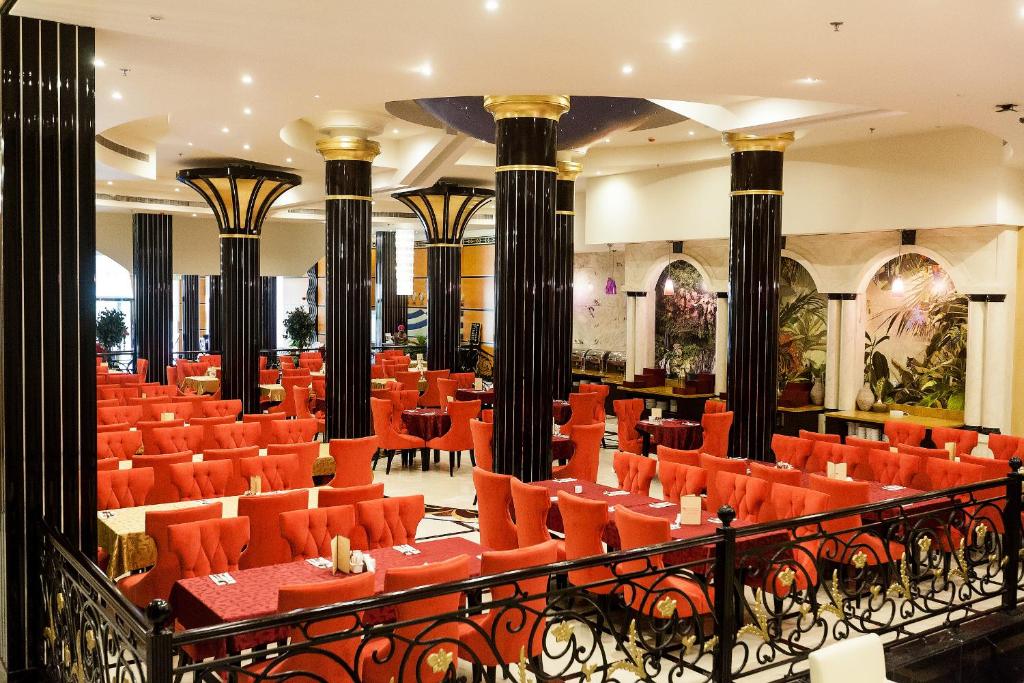 Red Castle Hotel photo 1