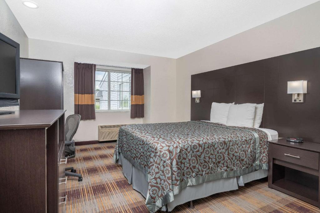 Days Inn by Wyndham Faribault photo 3