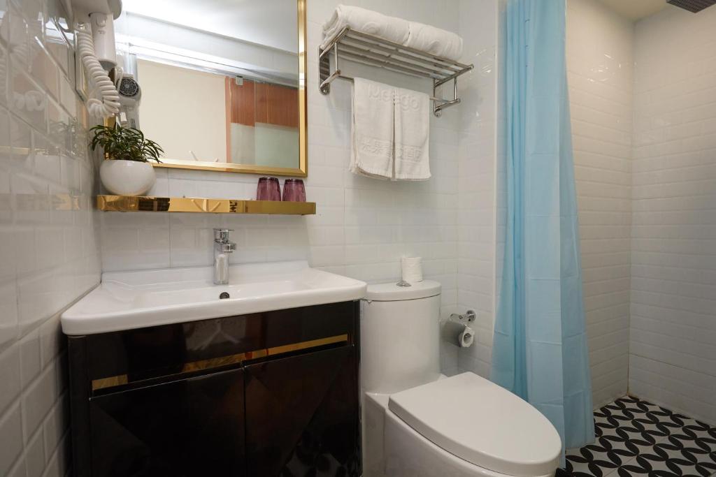 Семейный (Семейный номер с ванной комнатой), Shanghai Meego Qingwen Hotel