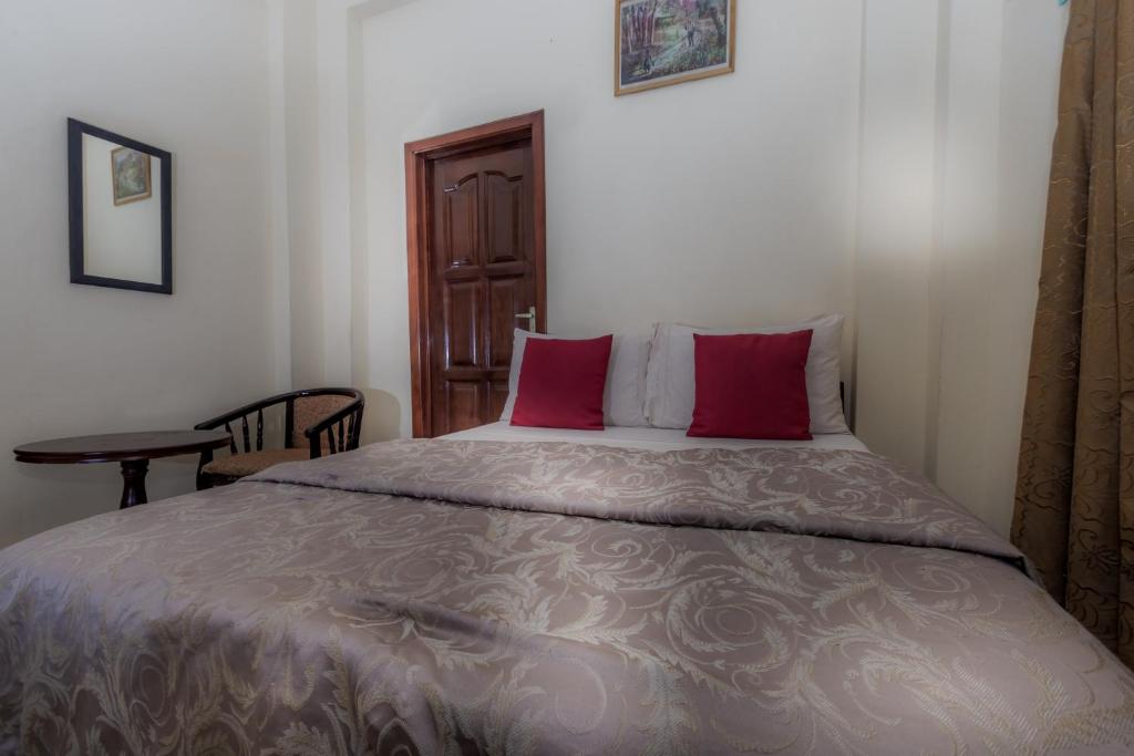 Rans Hill Lodge photo 1
