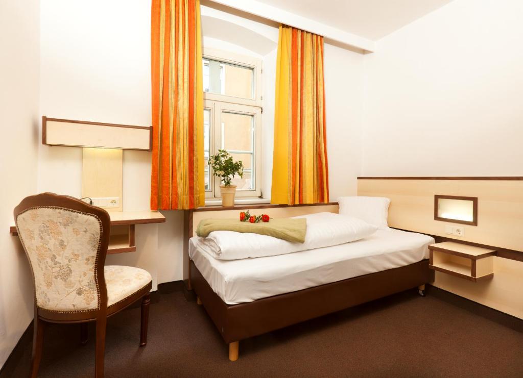 Hotel Goldene Krone Innsbruck photo 4