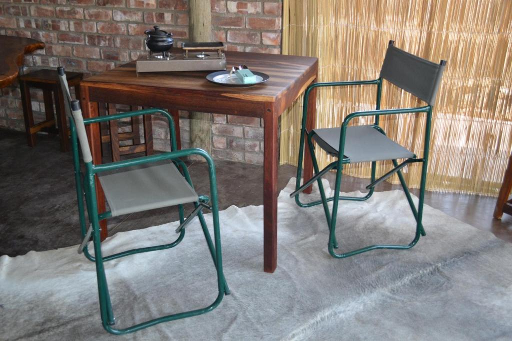 Tana Safaris Bush Camp photo 4
