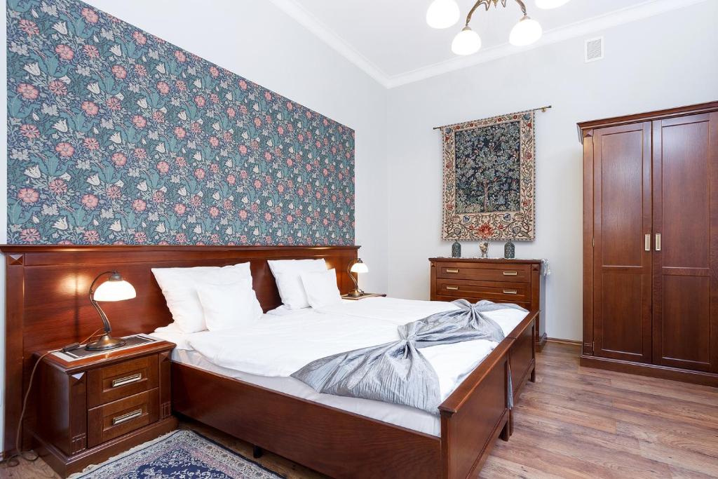 Апартаменты (Апартаменты Делюкс с балконом (3 взрослых)), Elegant Apartments