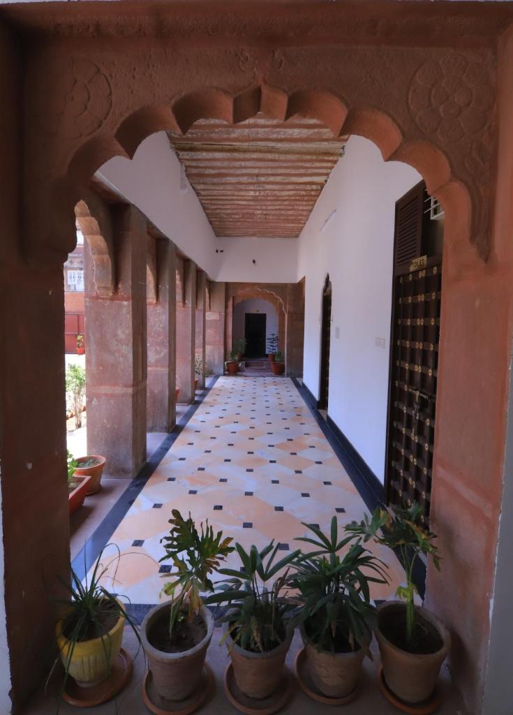 Chanod Haveli photo 3