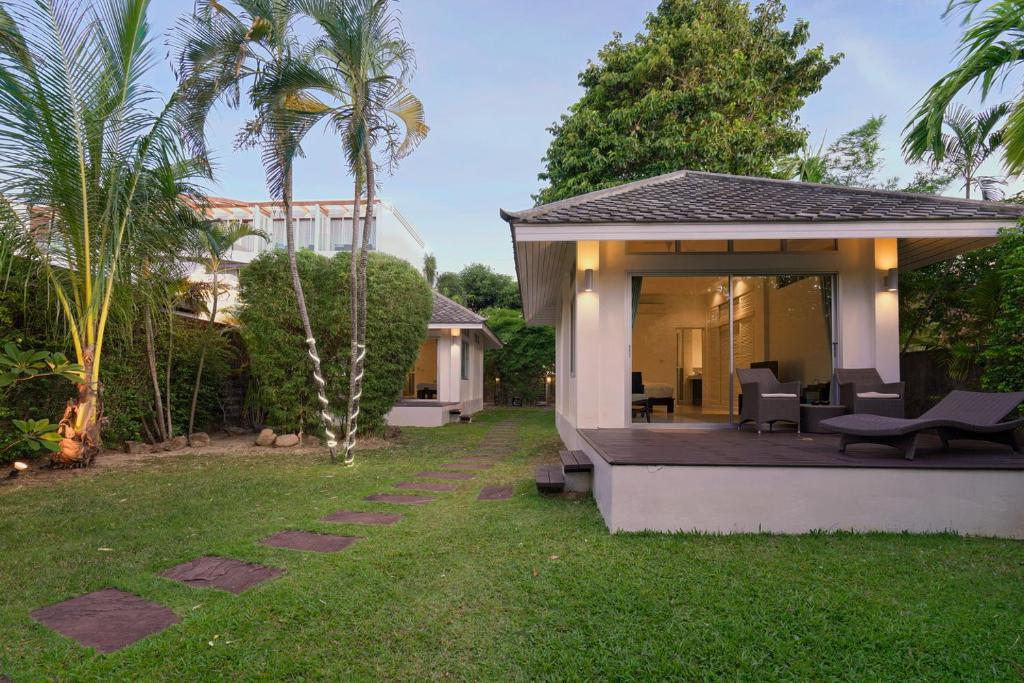 Ban Mok Talay Beachfront Villa photo 1