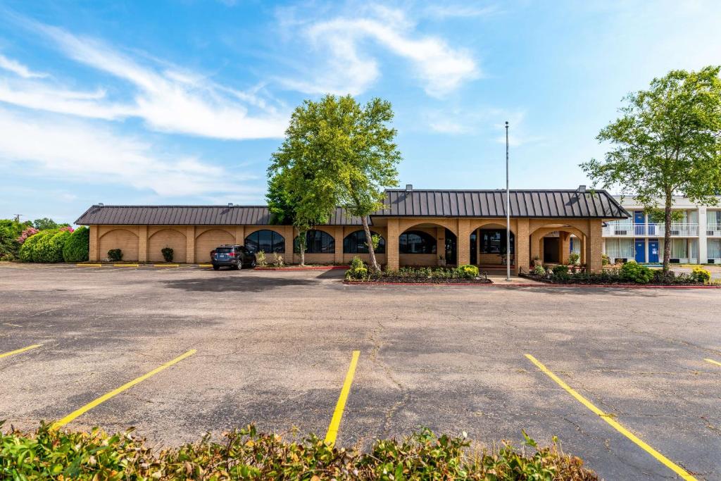 Motel 6-Natchitoches, LA photo 2