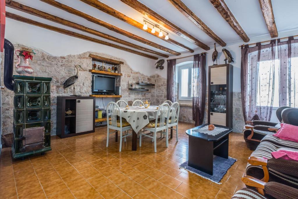 Apartment Macan photo 4