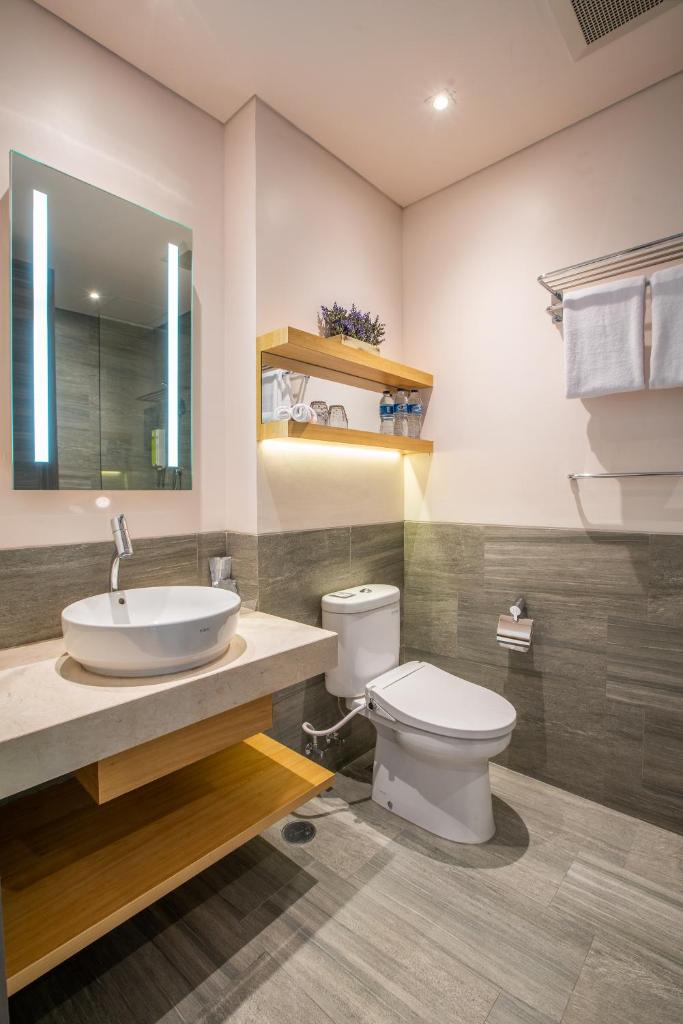 Двухместный (Двухместный номер Делюкс с 2 отдельными кроватями), Juno Hotel Jakarta