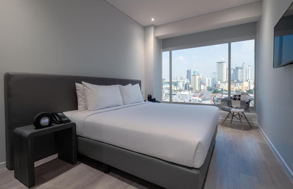 Двухместный (Представительский номер с кроватью размера «queen-size»), Juno Hotel Jakarta