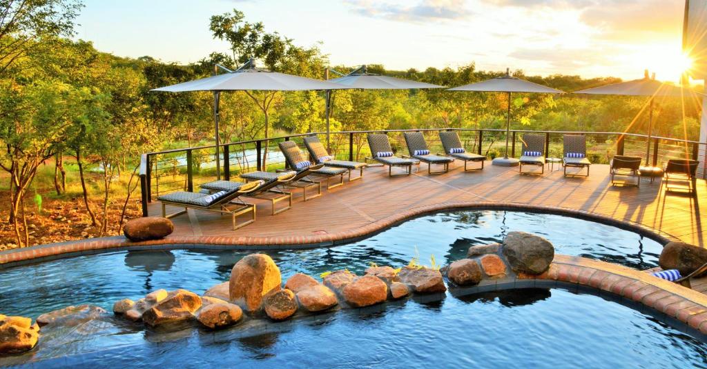 Victoria Falls Safari Club photo 2